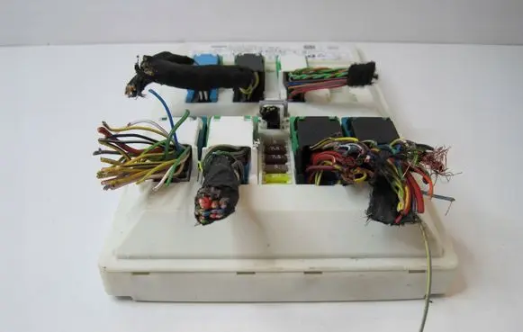 BMW 2 Active Tourer U06 Audio system kit 5A3FFC1