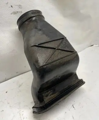 Volkswagen Multivan T4 Cabin air duct channel 701819223