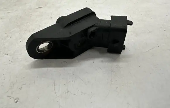 BMW 5 E39 Air pressure sensor 0261230046