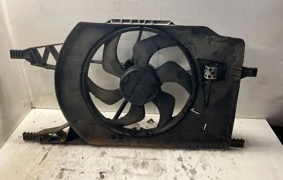Renault Espace III Electric radiator cooling fan 1831068000