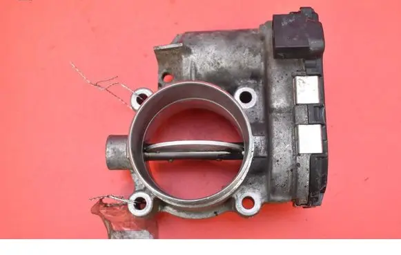 Volvo S80 Throttle body valve 8692720