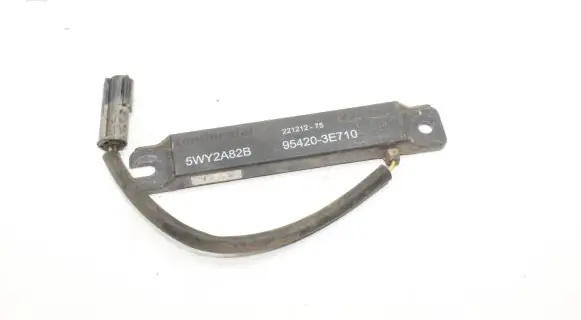 Hyundai ix35 Keyless system antenna 954203E710