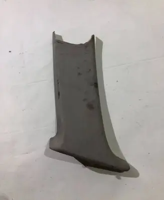 BMW 3 E46 (C) pillar trim 8209011