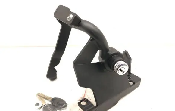 Toyota Auris 150 Steering wheel lock 