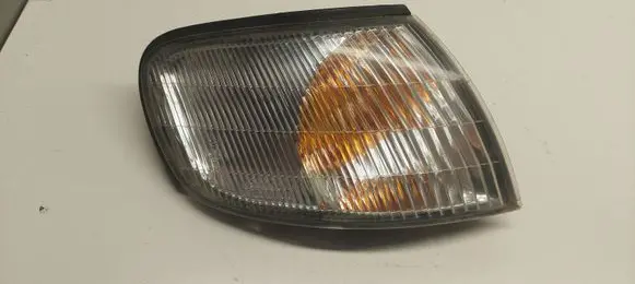 Nissan Almera Front indicator light