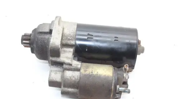 Porsche Boxster 986 Starter motor 98660410400