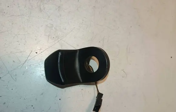 BMW 5 F10 F11 Tailgate glass/window release handle 9225046