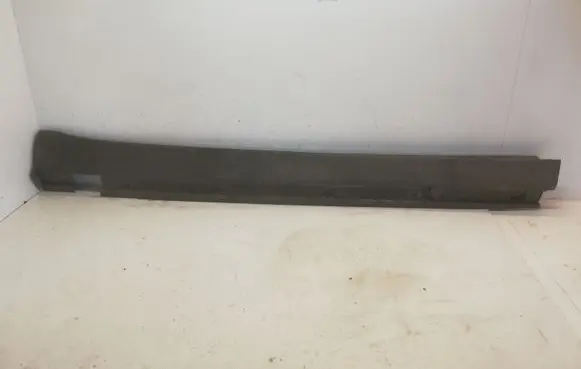 Mercedes-Benz ML W164 Sill A1646900240