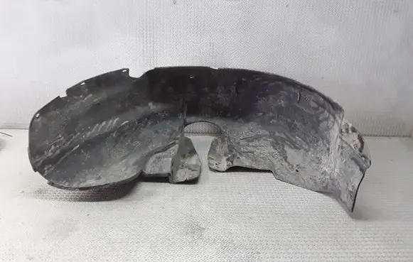 Volkswagen PASSAT B5.5 Rear arch fender liner splash guards 3B0810972H
