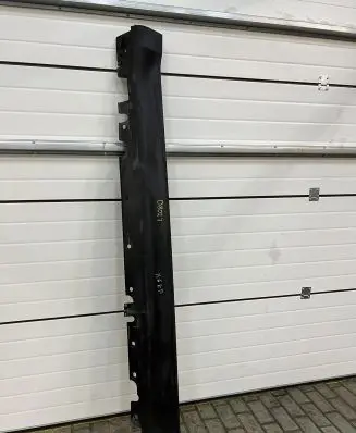 BMW X6 E71 Sill 51777176233 D8027