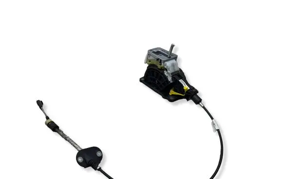 Volvo V70 Gear shifter/selector 30733068