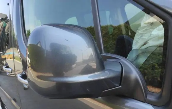 Citroen Berlingo Front door electric wing mirror 96777523XT