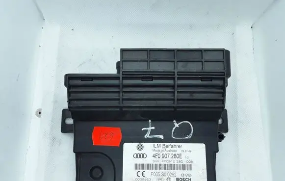 Audi Q7 4L Comfort/convenience module 4F0907280E 4F0910280 F005S00292
