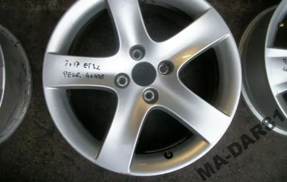 Peugeot 307 R17 alloy rim 