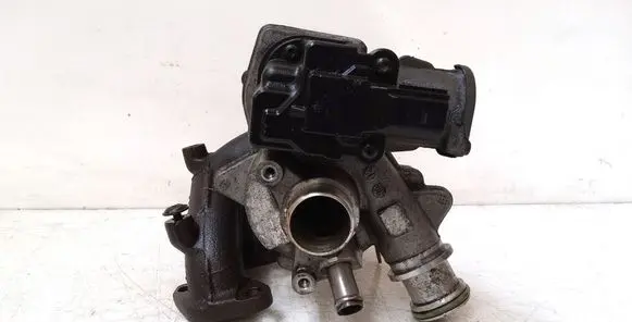 Skoda Yeti (5L) Turbo 03F145701K