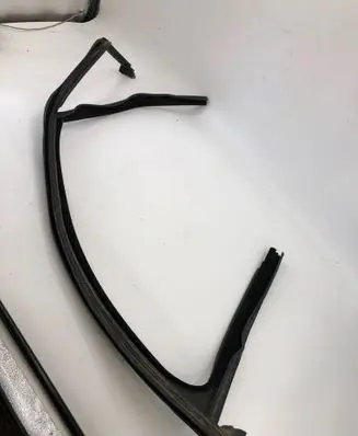 Mercedes-Benz EQE x294 Rubber seal front door window/glass A2947251000