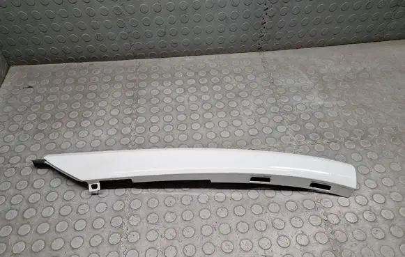 BMW i3 Windshield trim 7296781