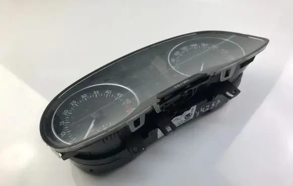 Skoda Fabia Mk3 (NJ) Speedometer (instrument cluster) 6V0920741A