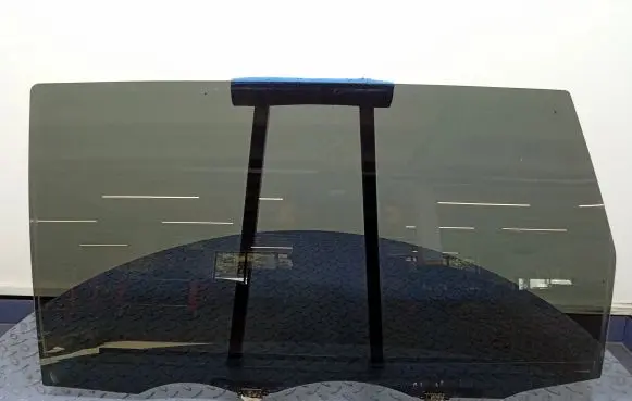 Toyota Sienna XL20 II Rear door window glass