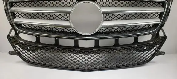Mercedes-Benz CLS C218 AMG Front grill A2188850023