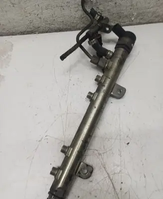 Opel Astra H Fuel main line pipe 0445214086
