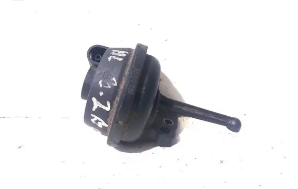 Mercedes-Benz ML W163 Vacuum valve a1121410069