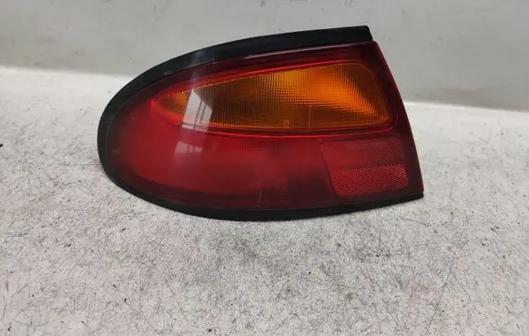 Mazda 323 F Rear/tail lights
