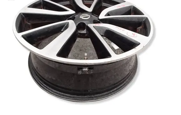 Nissan Qashqai R19 alloy rim 19X7J40