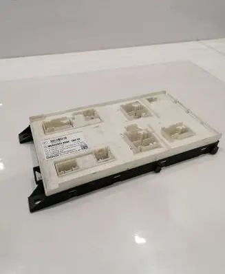 Mercedes-Benz CLA C117 X117 W117 Comfort/convenience module A1569007702 A1569011400