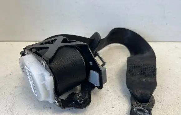 Audi A6 S6 C7 4G Rear seatbelt 4G8857805D 7868200