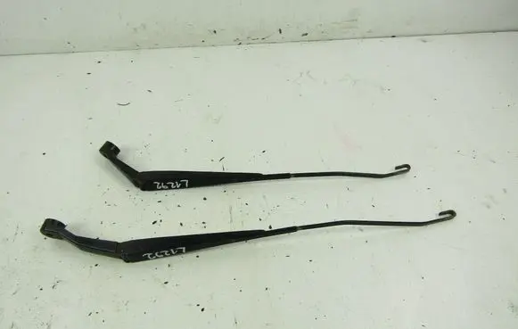 Honda Jazz Front wiper blade arm 