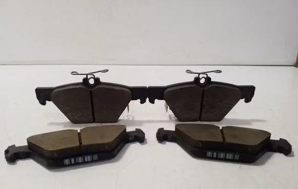 Subaru Impreza VI Brake pads (rear) 