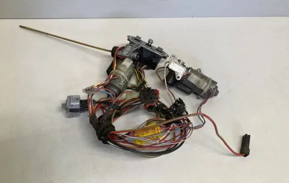 Audi 100 200 5000 C3 Seat adjustment motor 433971980 433959761 0390906699