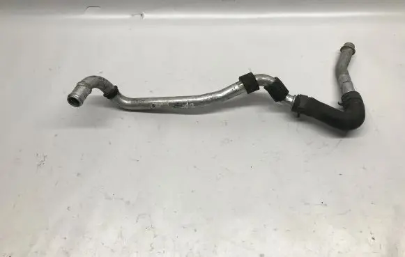Volkswagen Touareg II Engine coolant pipe/hose 7P0819911E