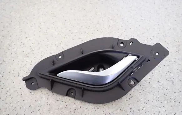 Hyundai ix20 Front door interior handle 