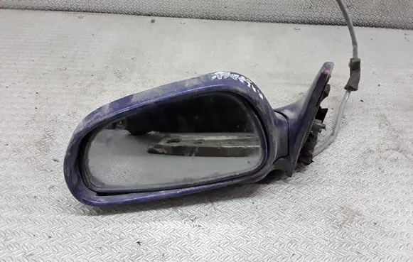 Mazda 626 Front door electric wing mirror E13010519