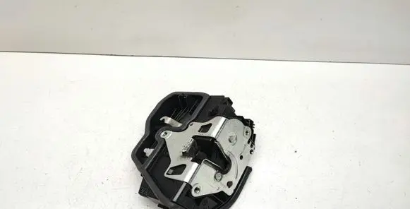 BMW X1 E84 Rear door lock 7202147