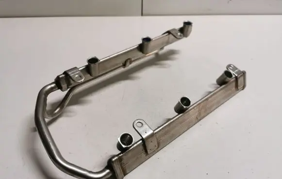 Ford Mustang VI Fuel main line pipe BR3E9F792HA
