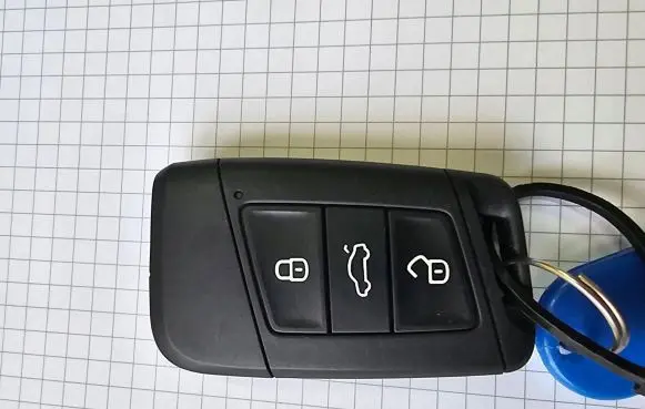 Skoda Karoq Ignition key/card 