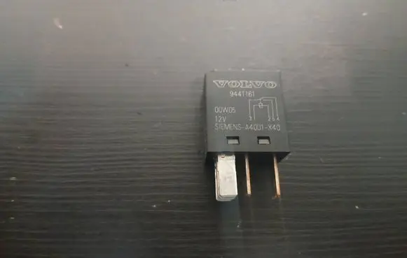 Volvo S80 Other relay 9441161 00W05 A4001X40