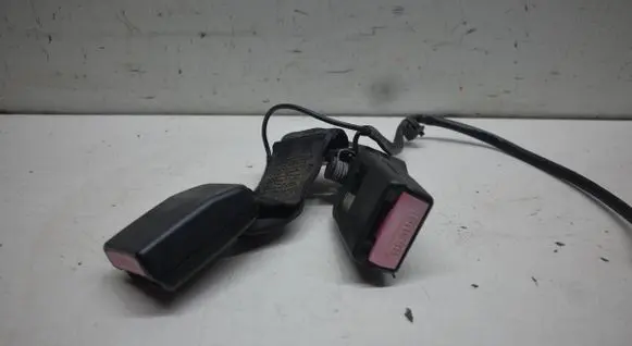 Citroen C4 I Rear seatbelt buckle CC628AA 6255304