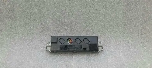 Audi A5 8T 8F Aerial antenna switch 8T0035225C