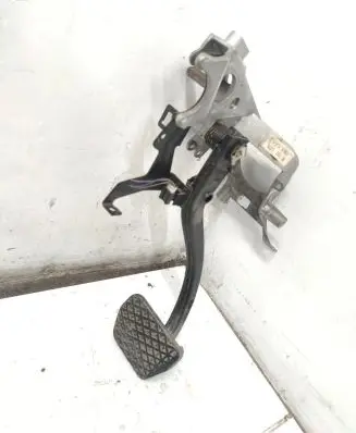 BMW 5 E39 Brake pedal 6751167 1160421 35211160421