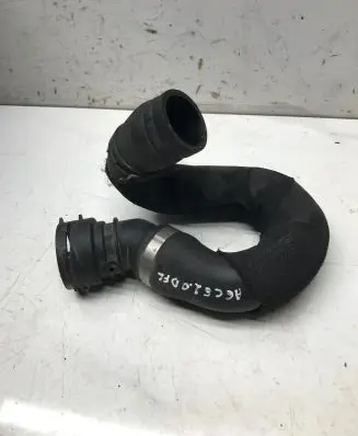 Audi A6 S6 C6 4F Engine coolant pipe/hose