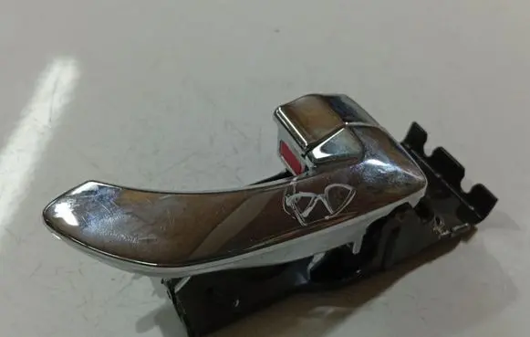 Hyundai Santa Fe Front door interior handle 