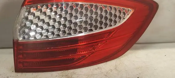 Ford Mondeo MK IV Rear/tail lights 7S7113404B