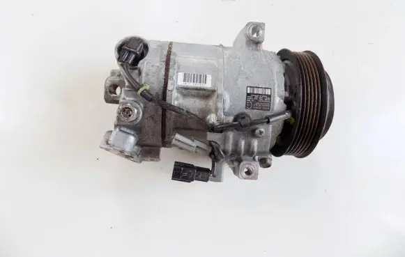Nissan Qashqai Air conditioning (A/C) compressor (pump) 926004eb2a