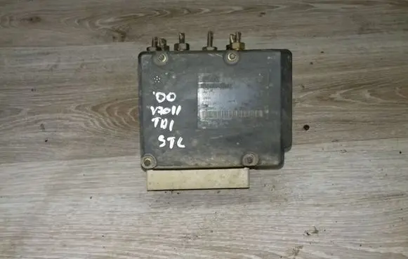 Volvo V70 ABS Pump 8619538 8619537 127101