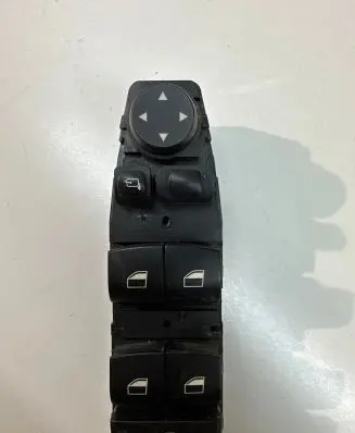 BMW 5 F10 F11 Electric window control switch 9179913 10W34E04 0082610000225