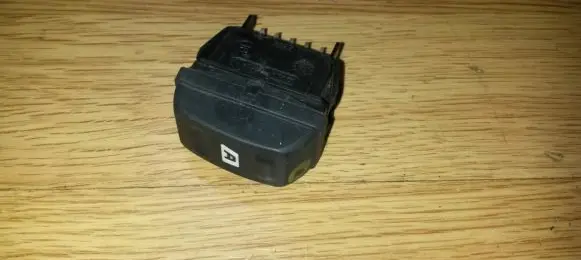 Citroen Xsara Picasso Electric window control switch